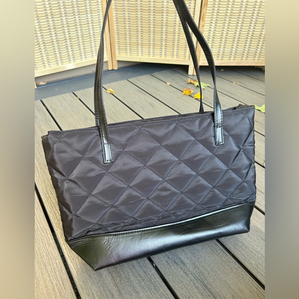 1pc Black Quilted Casual Large Capacity Tote Bag **NWOT**